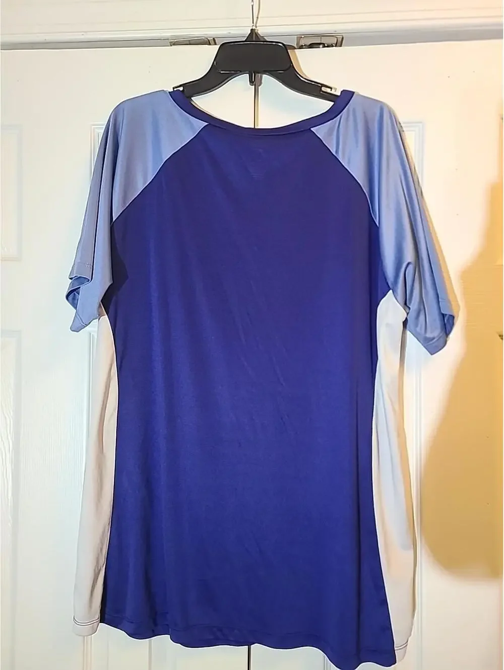 Majestic Fan Fashion Cool Base Womens Kansas City Royals Baseball Shirt 2XL - Picture 8 of 9